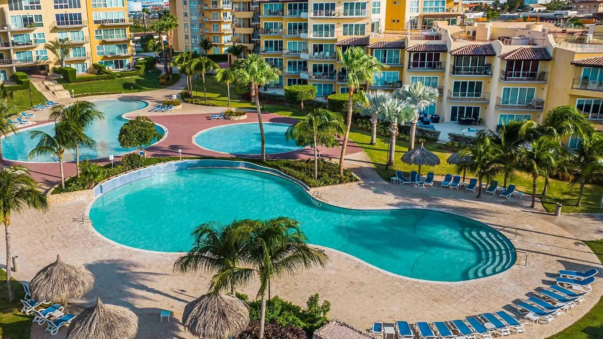 Prázdninový dům Beachfront - Beach Garden 2Br Condo - E124 Palm Beach Aruba